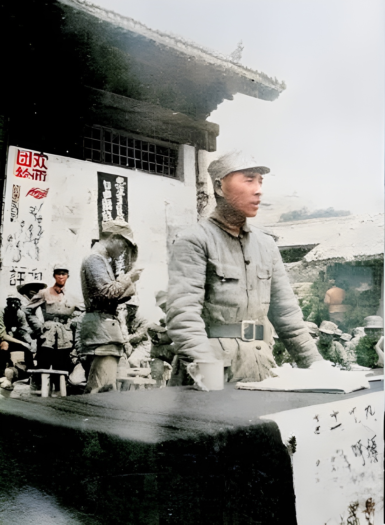 日军开着汽车骑着高头大马大摇大摆地进入埋伏圈林元帅一声令下