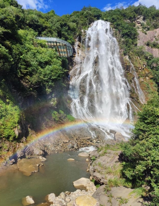 安徽彩虹瀑布景点介绍图片