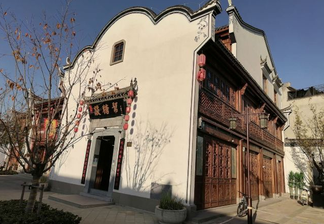 佛堂古镇位于义乌市区西南,明清以来,不计其数的船衷谮