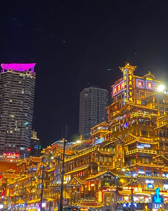 重庆十大著名景点洪崖洞(重庆网红打卡景点洪崖洞视频)