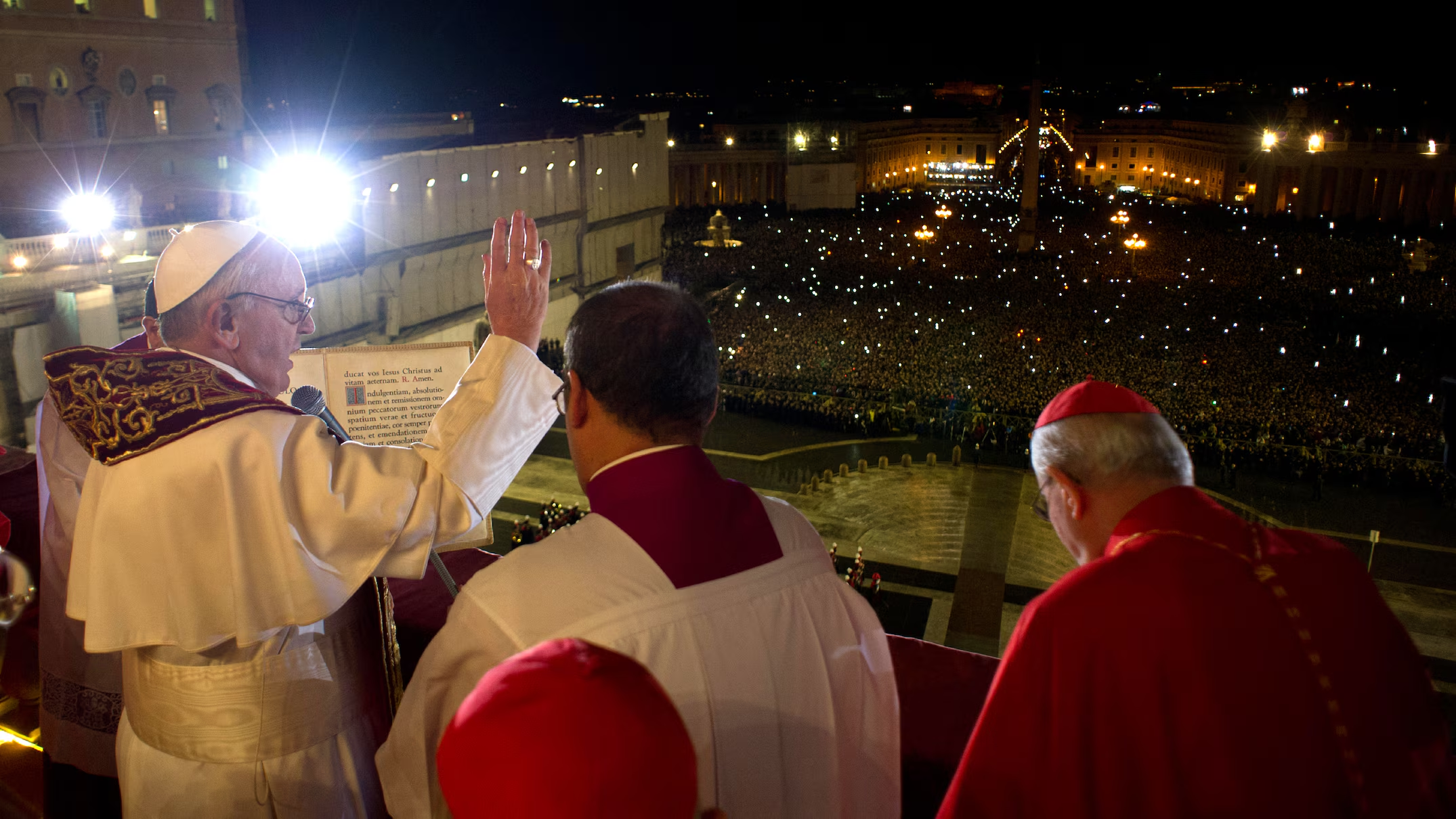 副总统万斯和以色列犹太人很晦气,教皇昨天刚在复活节和万斯互相祝福