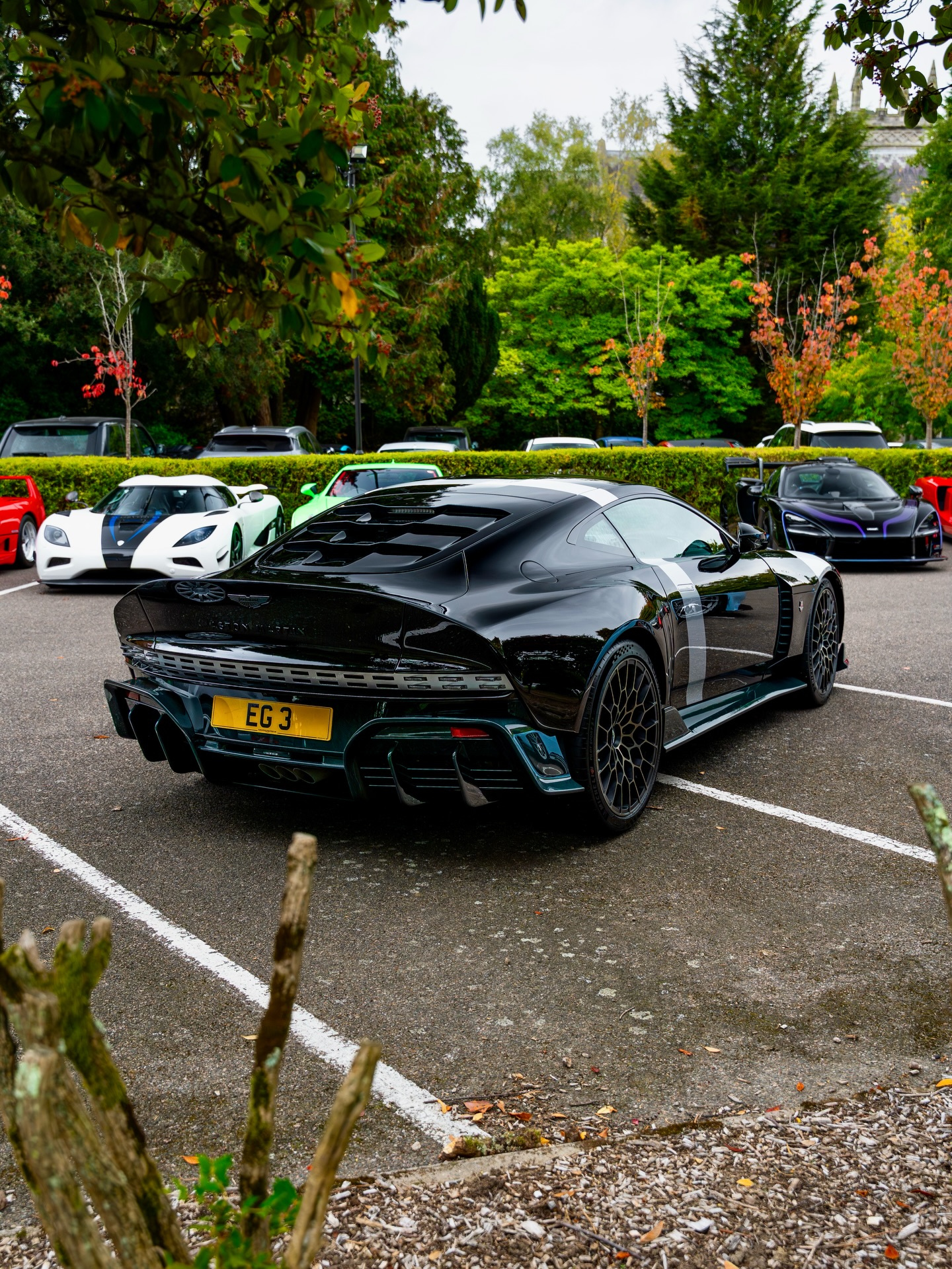 astonmartin valour 为庆祝阿斯顿·马丁110周年而打造