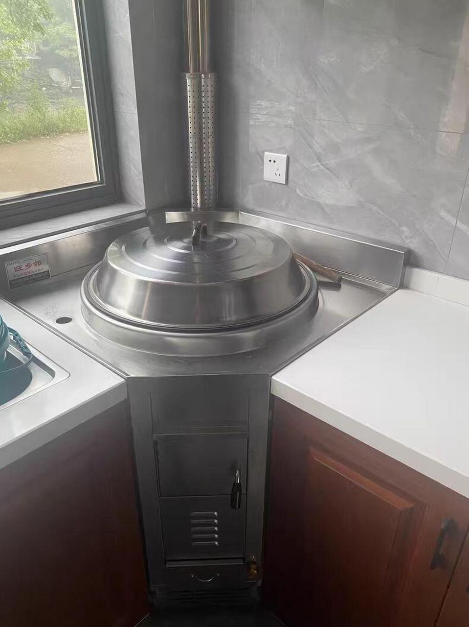 转角柴火灶 来自网友分享 #装修设计# #厨房装修# #热点引擎计划