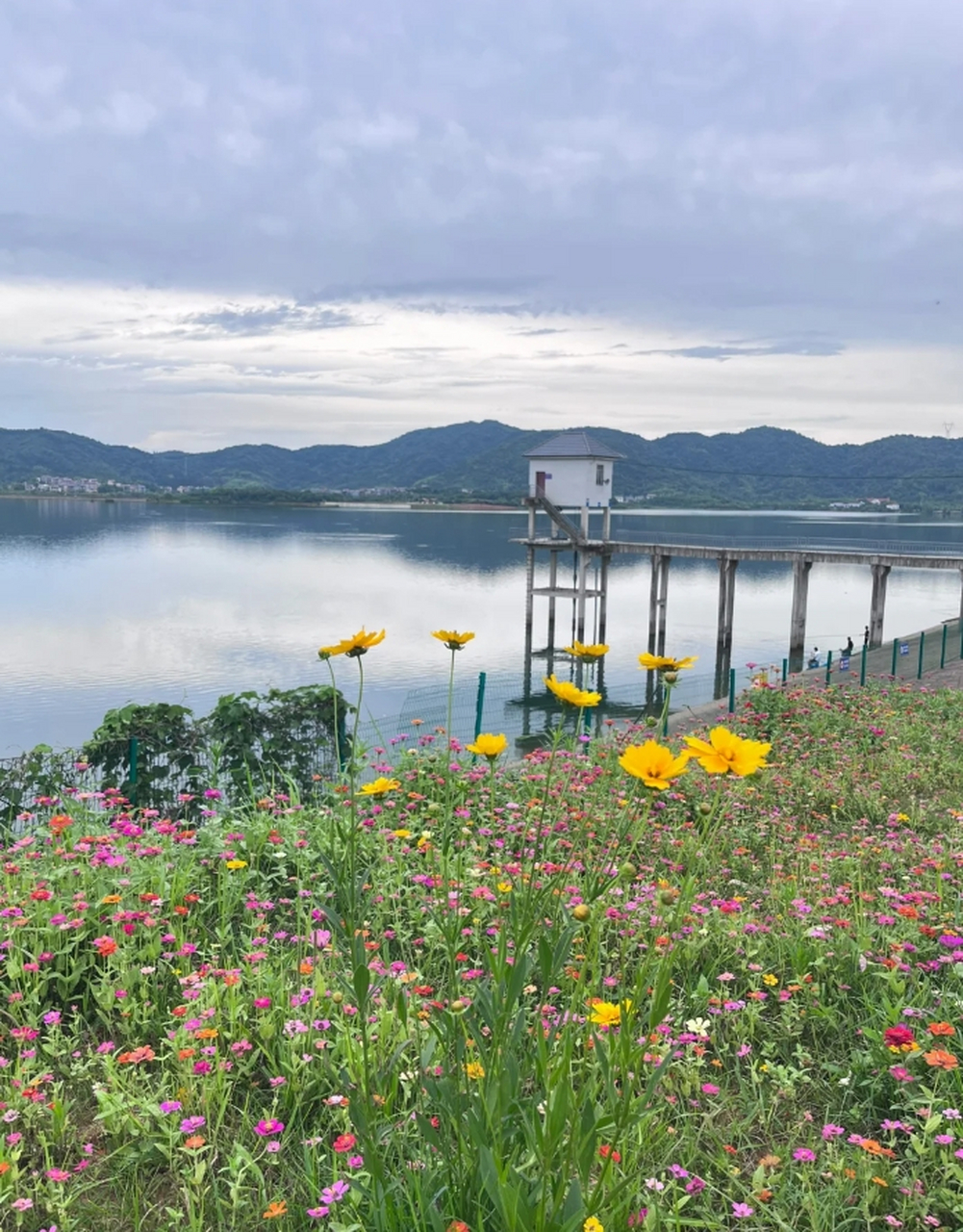 溪霞风景区图片