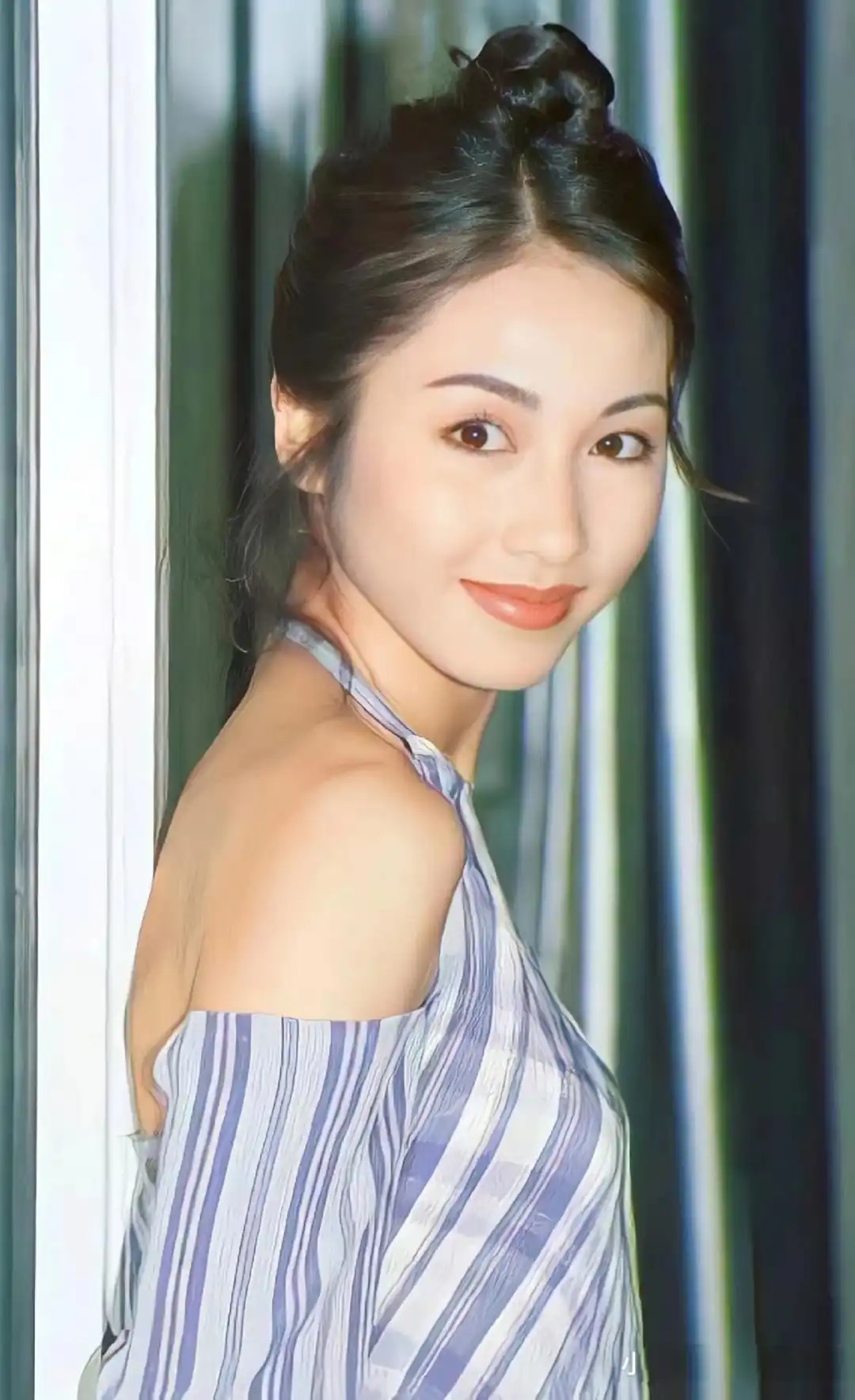 黎姿香港女明星黎姿照片90年代亚洲第一美女明星大头照嘴角带梨涡档 