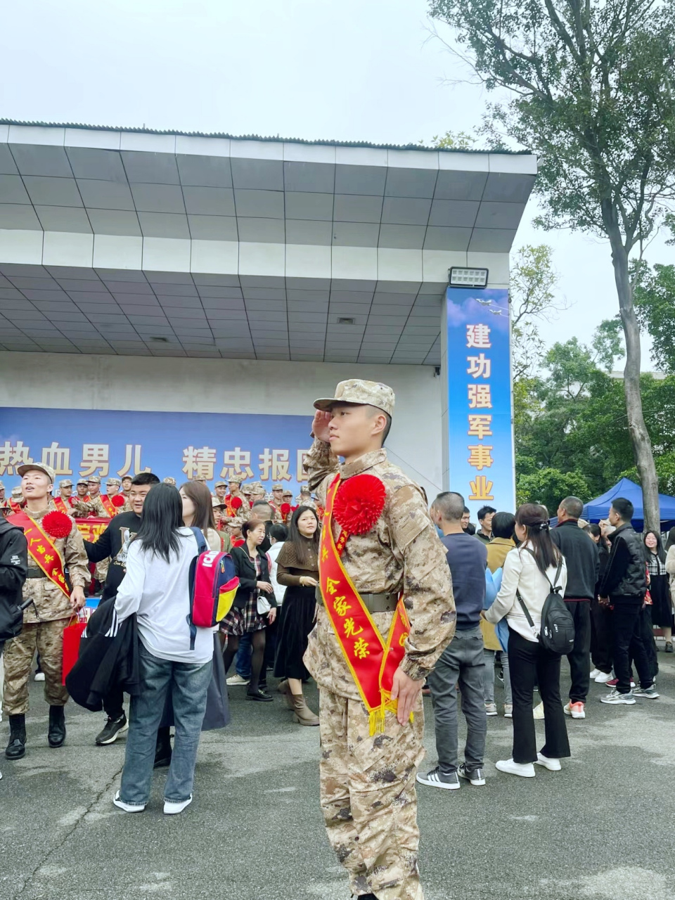 初中毕业可以当兵吗 初中毕业就当兵?听我规划最佳路线!