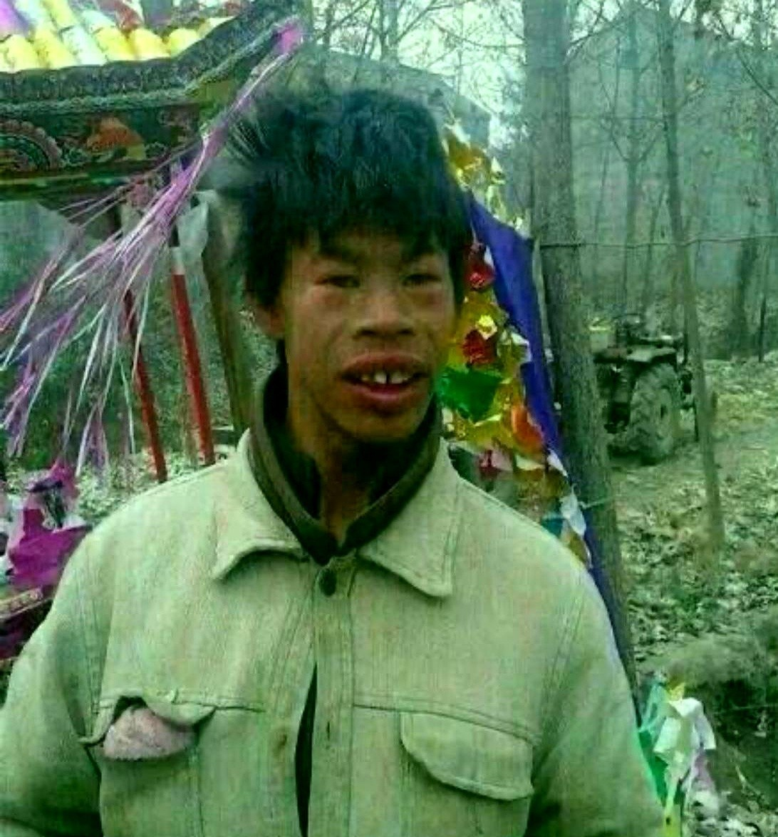 一女子7年不让老公碰,还在外面到处去说,老公终于不