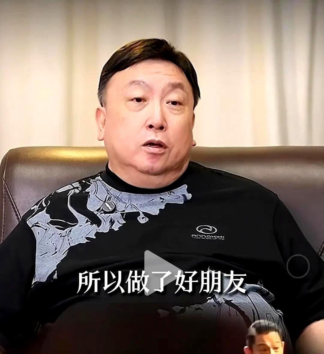 王晶在最新一期采访里随意提及,自己和刘德华相识三十多年,但真正坐