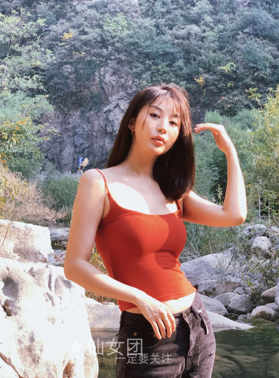 李菲儿的火辣身材每一寸都散发着极致诱惑堪称人间尤物