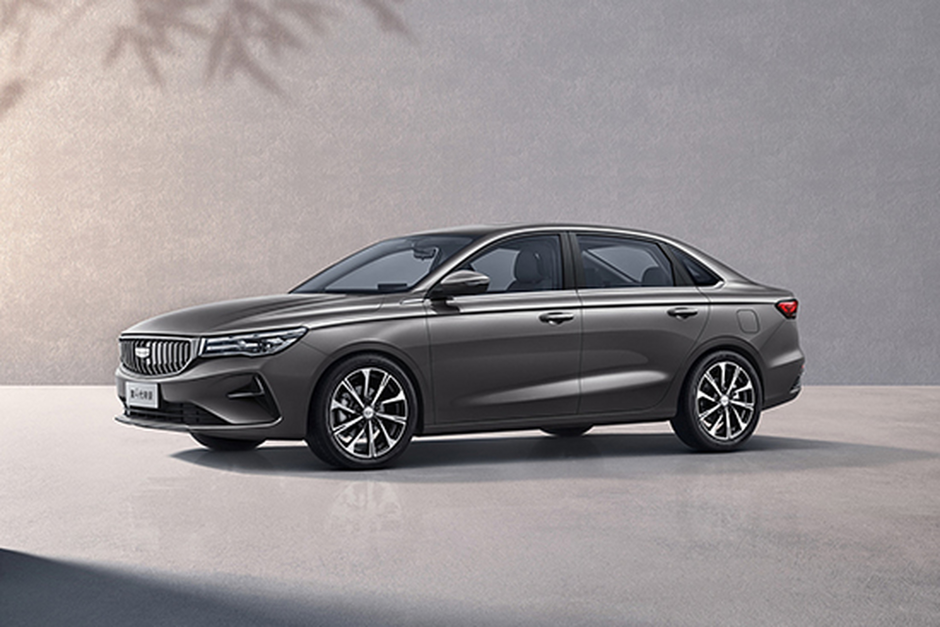 有望7月份上市】吉利汽车官方日前发布了2025款帝豪的官方图片,并宣布