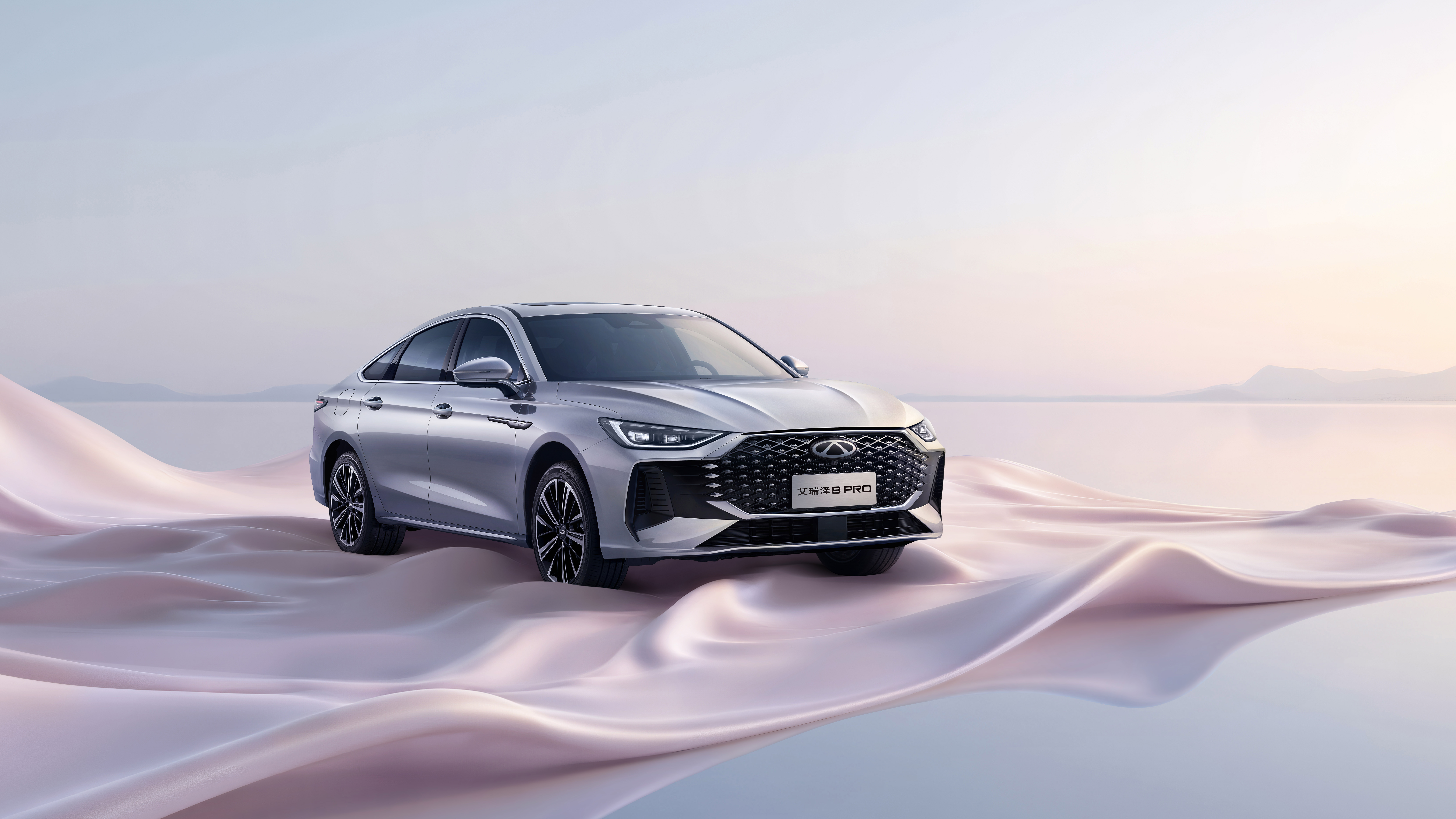 中国用户太幸福了,10万元就能买到自主豪华轿车,它就是奇瑞汽车最新