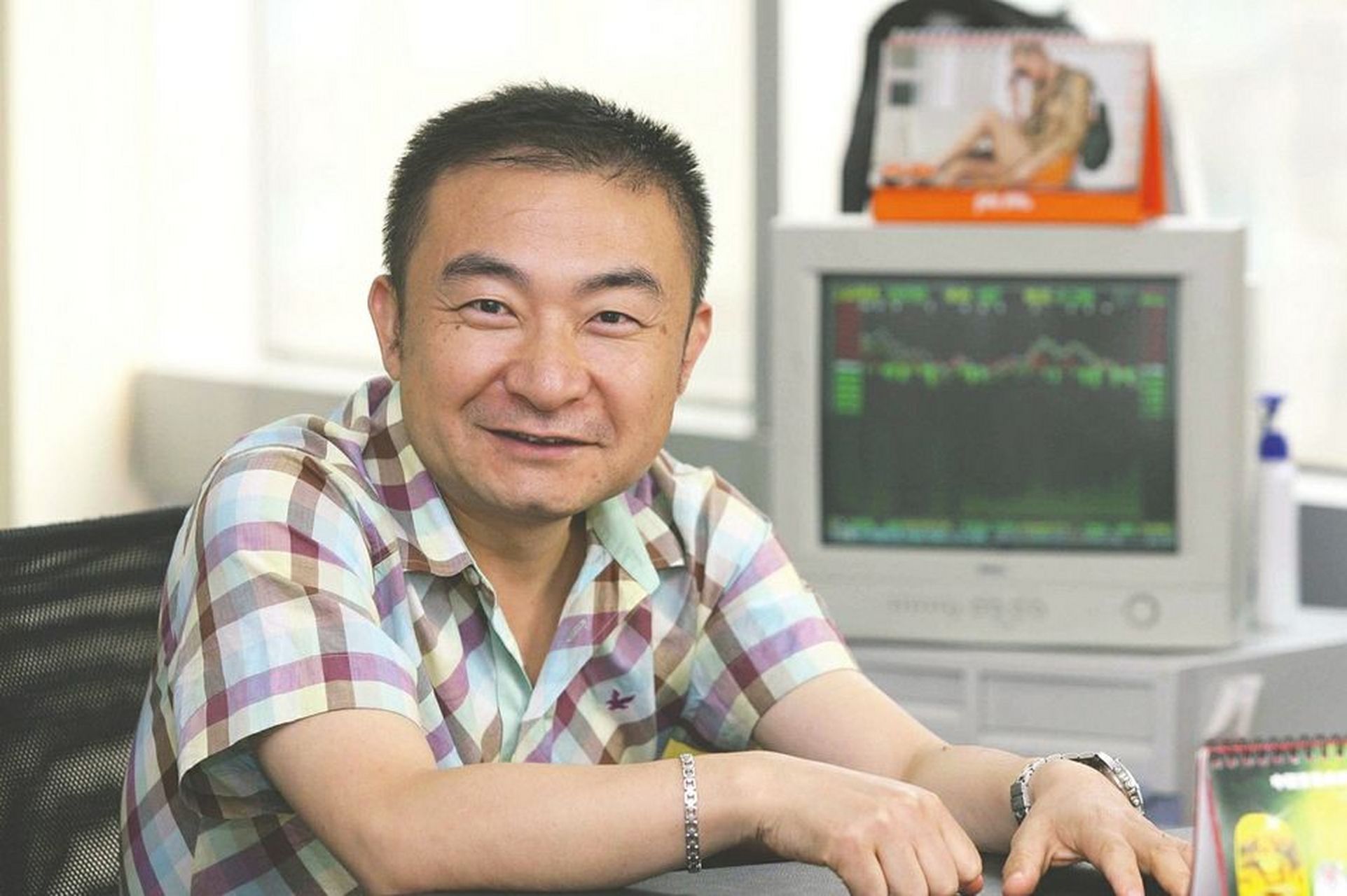 股神林园说:"长期的主线,我们只投投健康,老龄化!