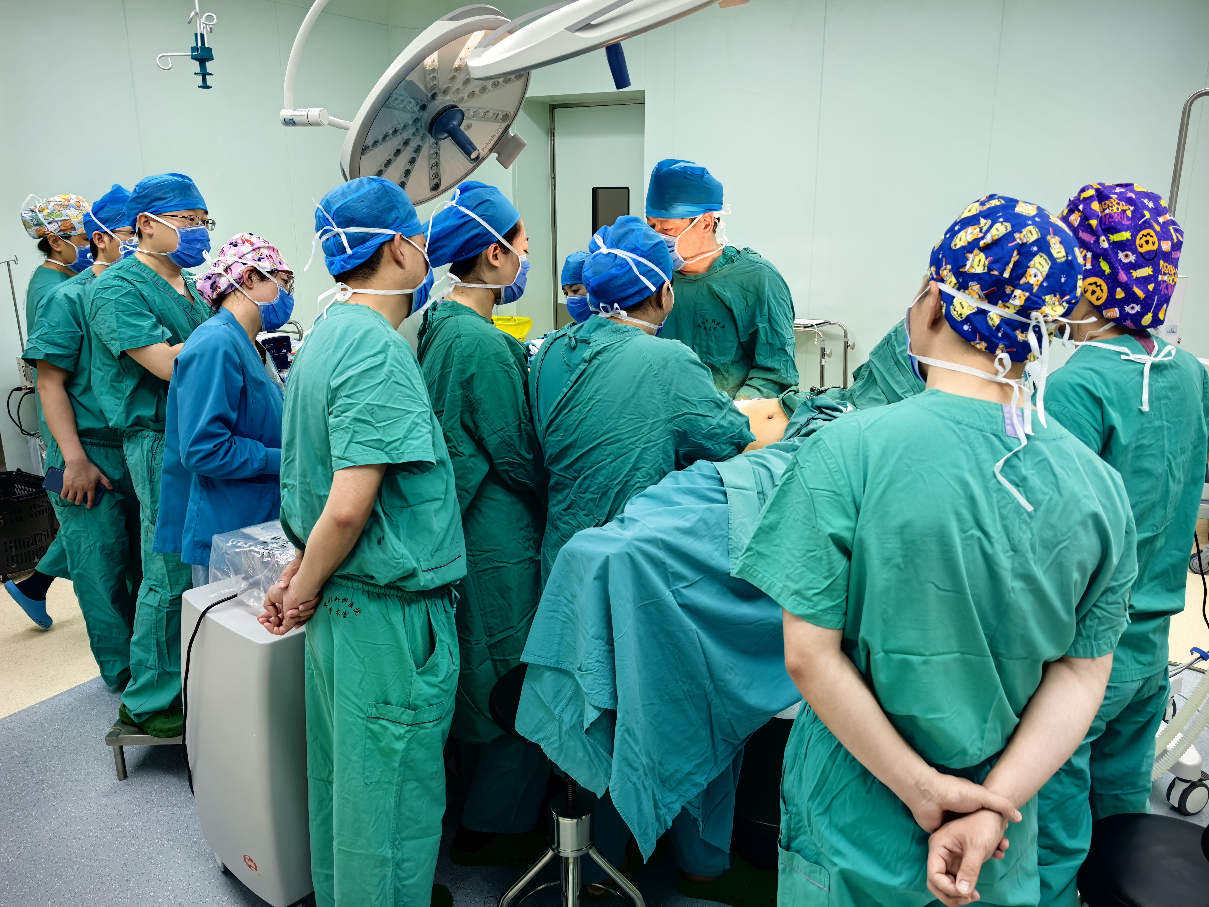 国内腹壁整形医生稀缺如熊猫,需兼具解剖,美学与外科技术