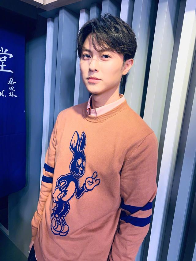 面对范姜彦丰的激烈指控,粿粿的回应让事件更添扑朔迷离