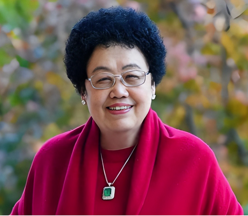 纸醉金迷的京圈,总藏着一批令人咋舌的"隐形富婆"