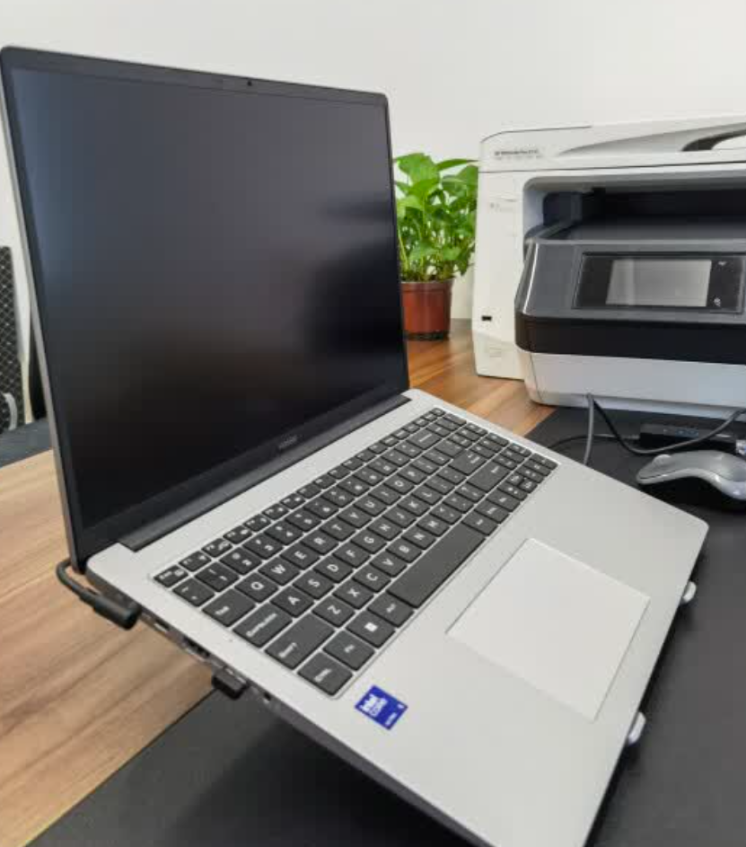 马上就是开学季了,很多小伙伴问我有什么好的大学笔记本推荐吗?