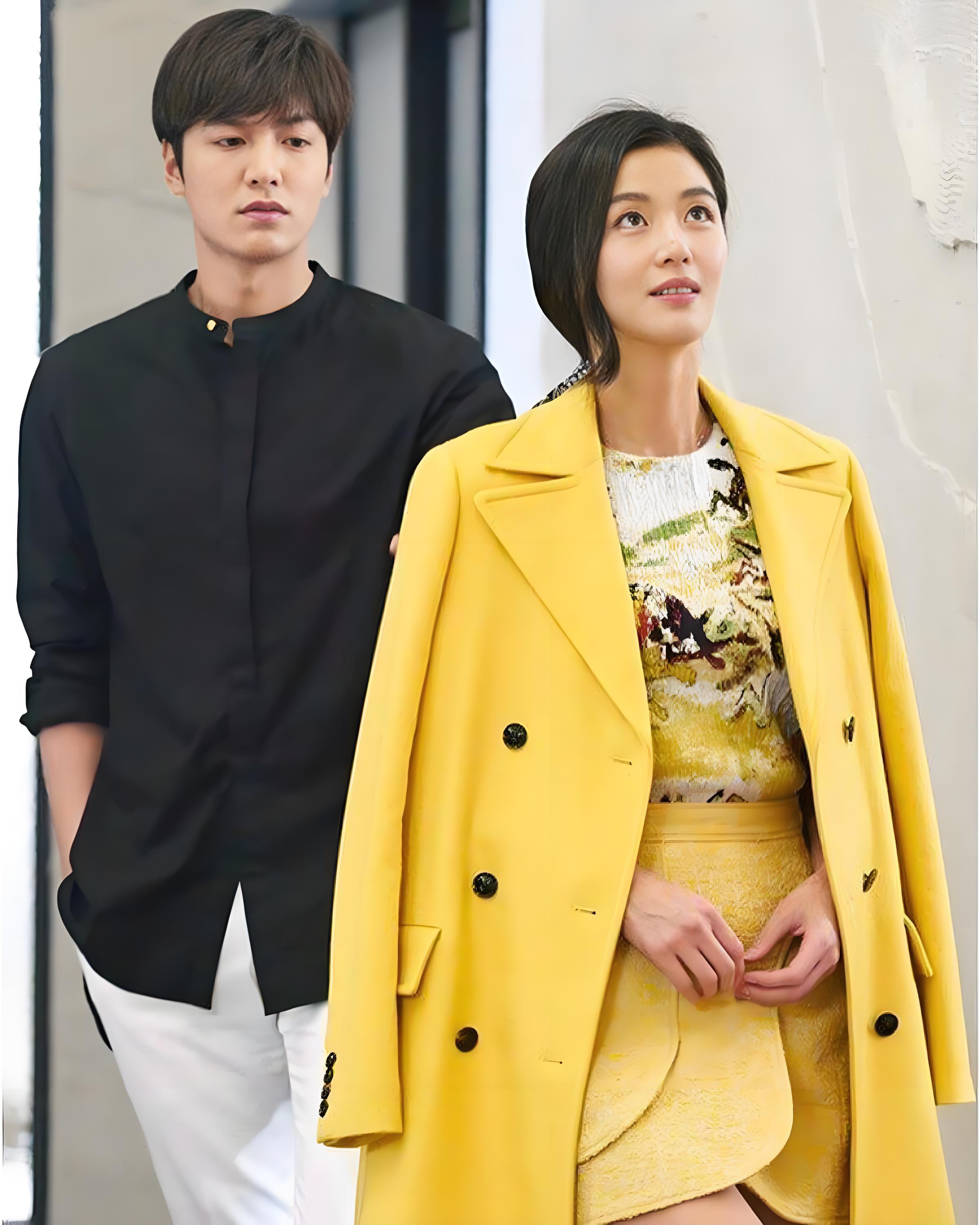 2013年,《来自星星的你》风靡亚洲,全智贤与金秀贤的