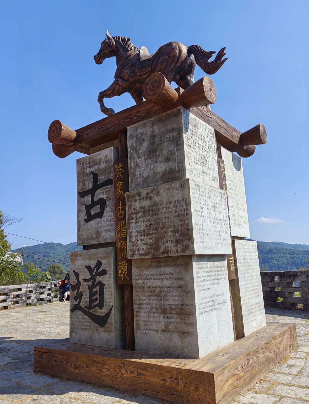 探秘仙人洞景区：自然奇观与古老文化的交响曲
