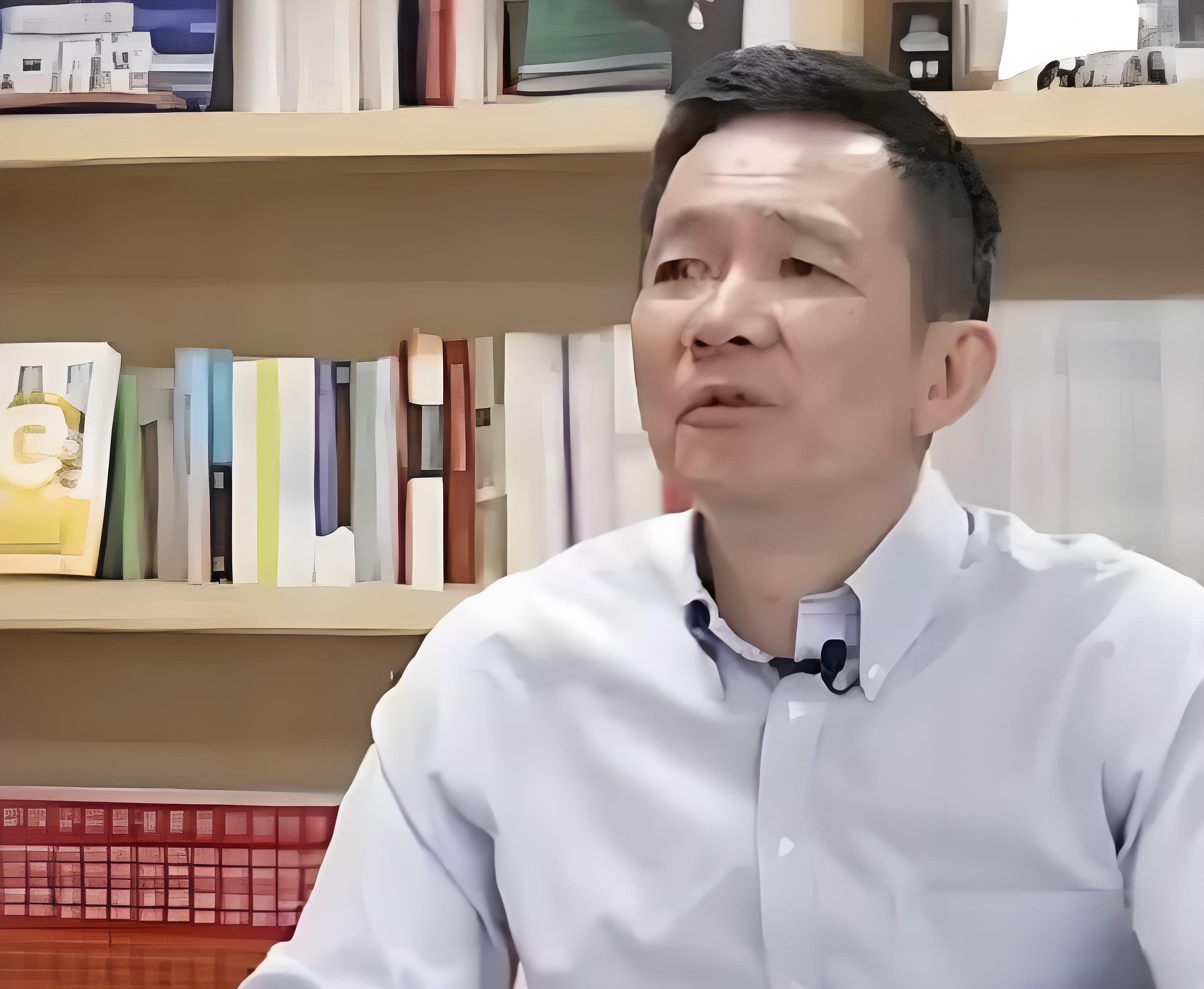 北大教授:年轻人不要躺平继续卷 近日,北大教授姚洋接受采访,建议年轻