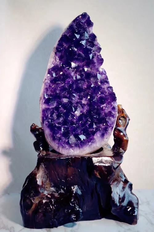 点击头像看直播# #水晶# 紫晶洞聚宝盆以它丰富的颜色和独特的纹理