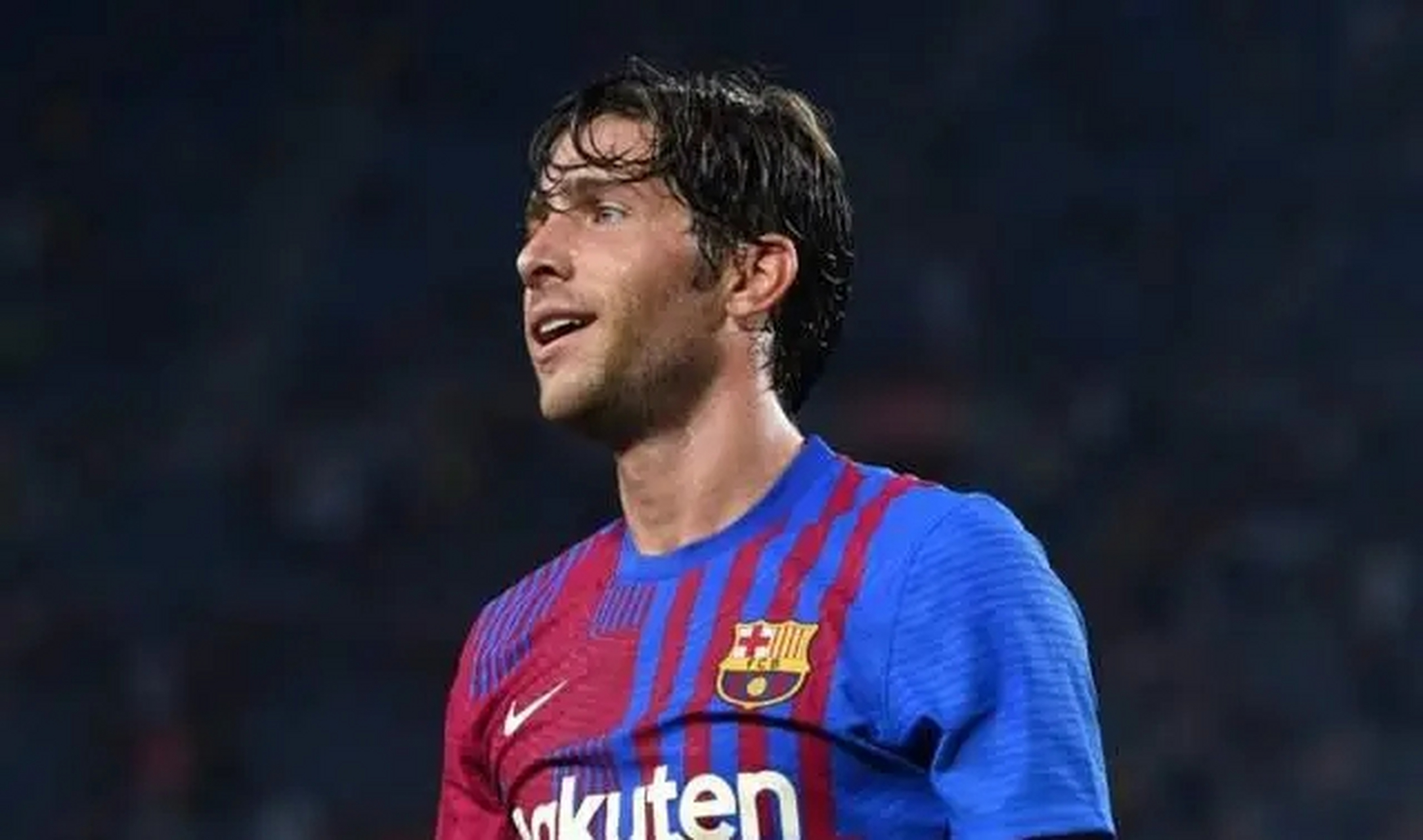 99罗贝托告别巴萨,18年红蓝传奇落幕!