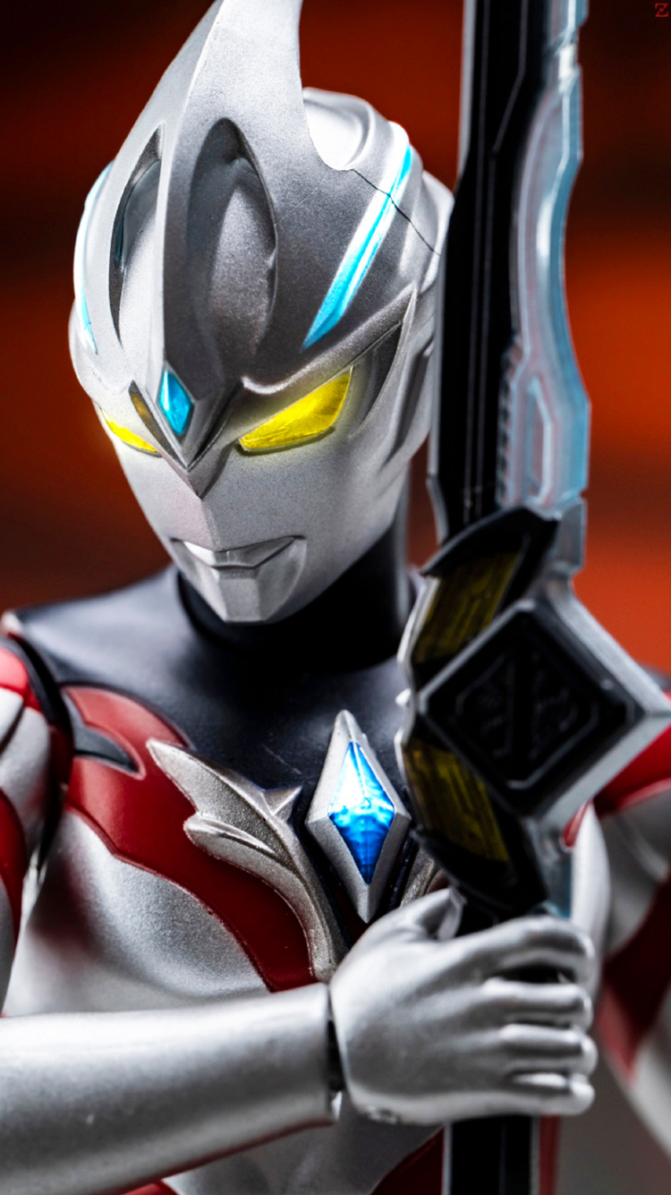 近期,我深陷于对shf系列中亚刻奥特曼这一角色的无限热爱之中,这份