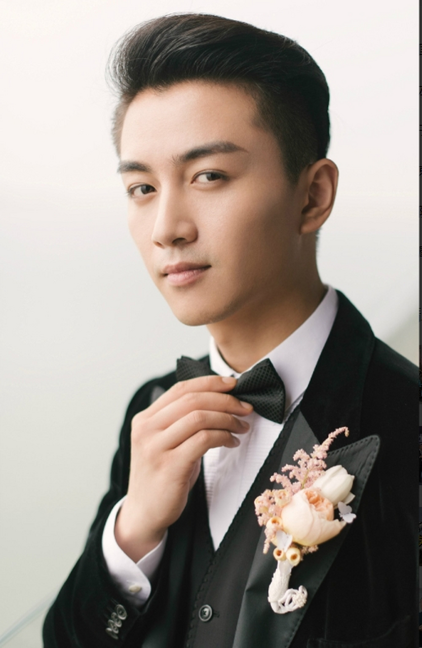 安徽十大男明星: 第1名,陈晓:安徽省合肥市人 第2名,戴荃:安徽省芜湖