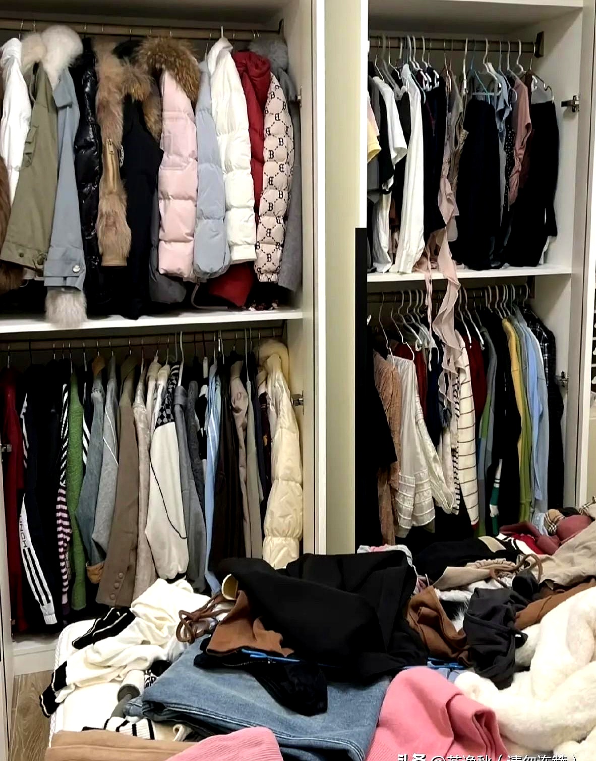 那些堆在衣柜角落的旧衣服,像是多年未散的尘埃,让