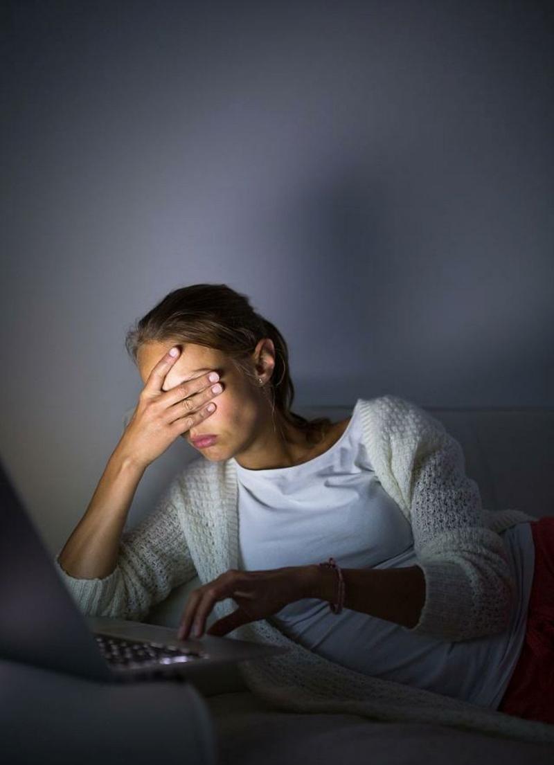 大全熬夜情绪低落熬夜憔悴的图片乏力脸色暗沉的图片熬夜第二天起来