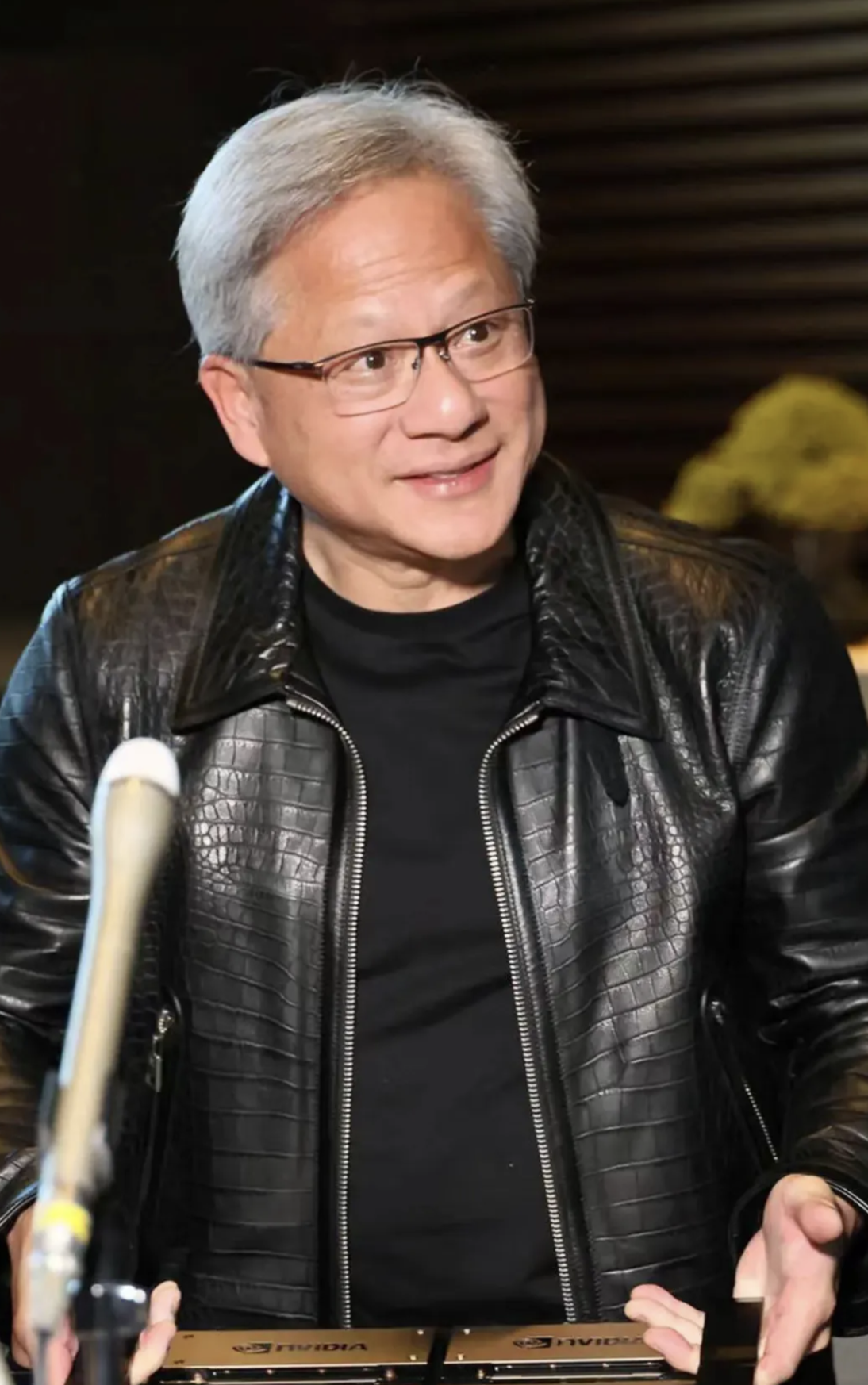 国际大厂们开始感到不安,他们曾经的策略