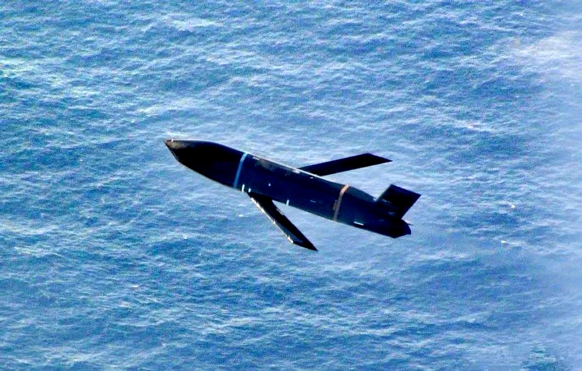 普通的轰炸机能放核弹吗agm86bagm86b巡航导弹agm