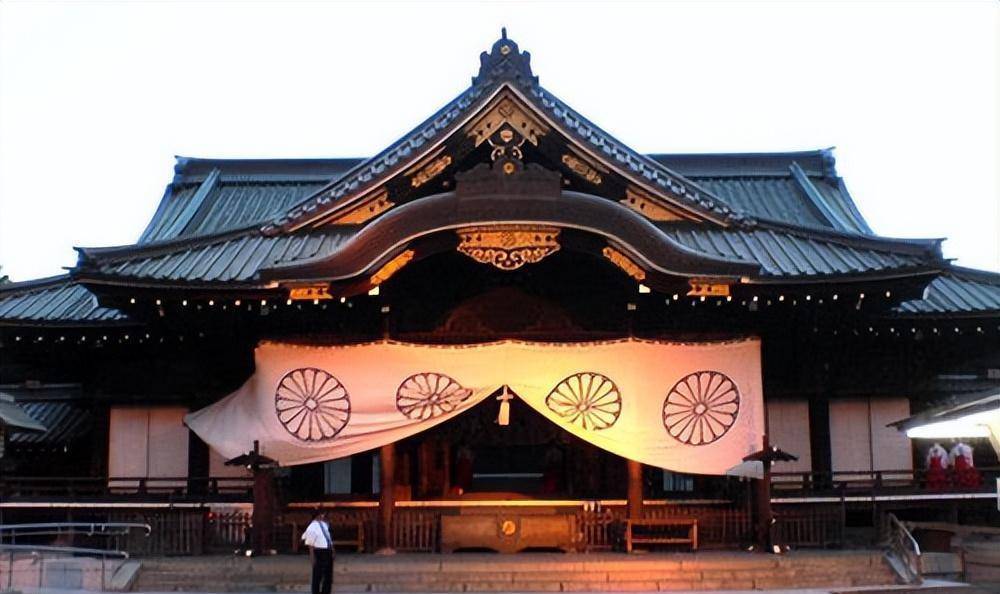 日本东京举行反靖国神社游行# "连日本人都忍不下去了!