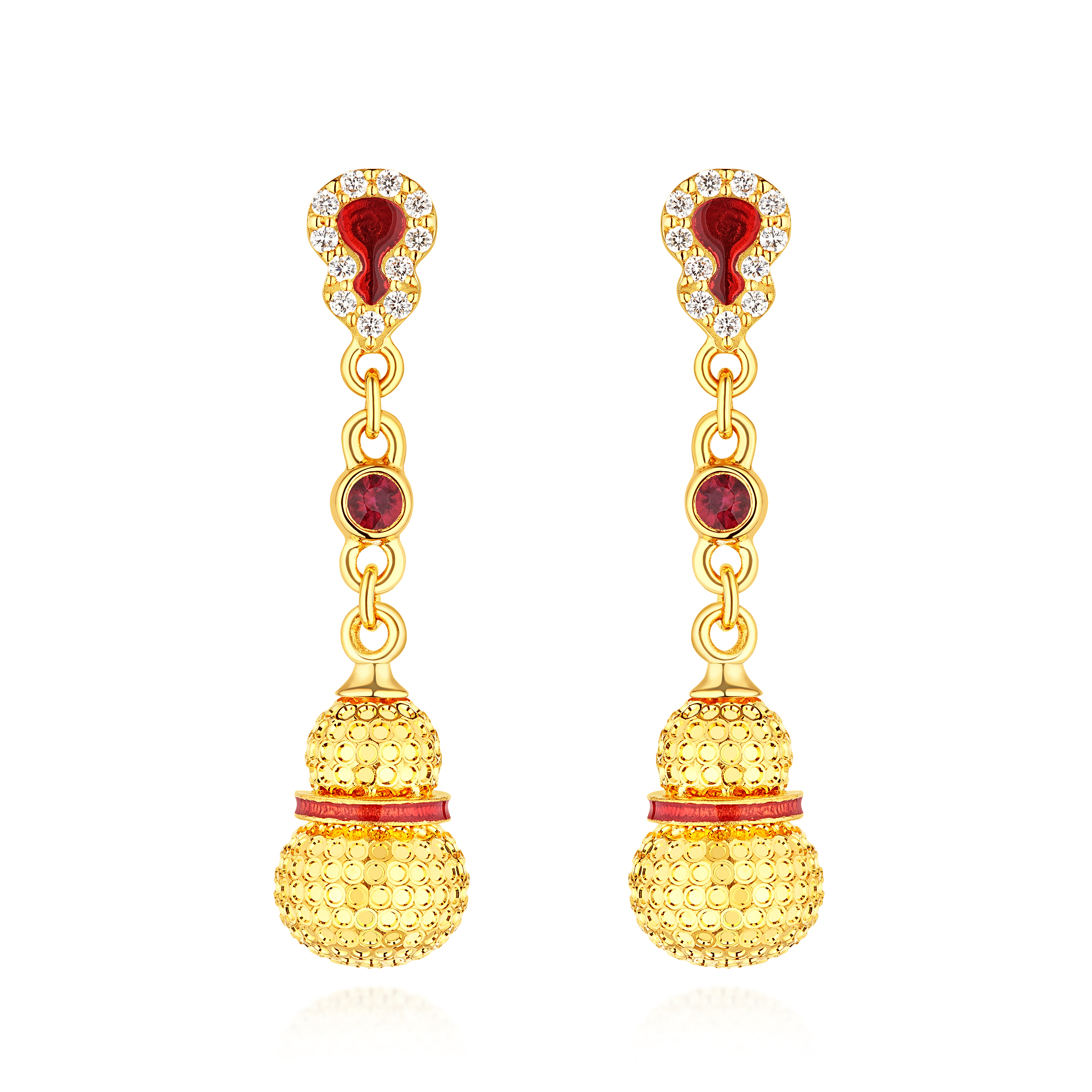 六福珠宝是香港三大珠宝品牌之一,以其卓越工艺和时尚设计而闻名