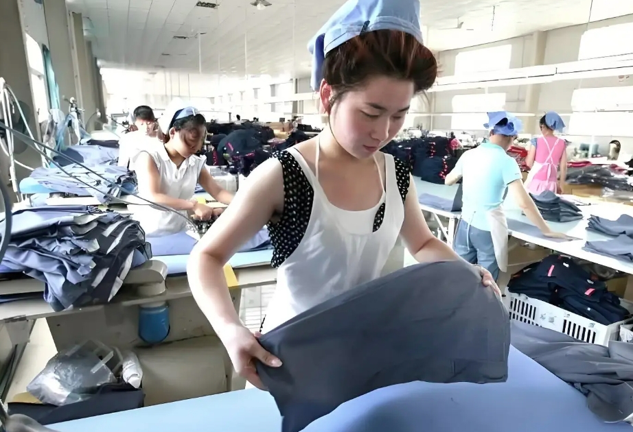 劳务中介的形式多样,包括临时劳务市场,固定劳动介绍机构和专门介绍