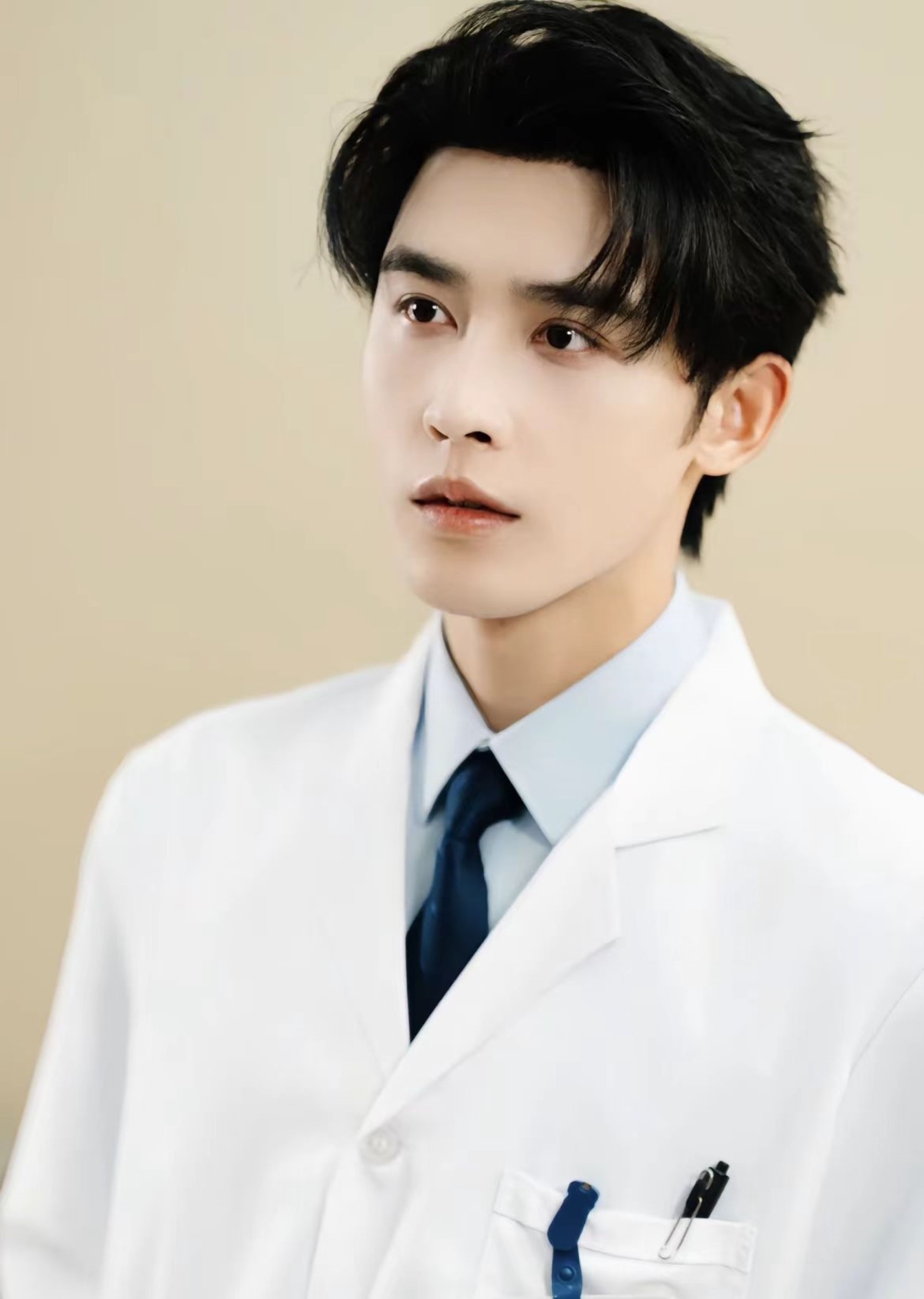 图片申浩男的眼睛图片短剧男演员图片申浩男申浩南图片短剧演员申浩男