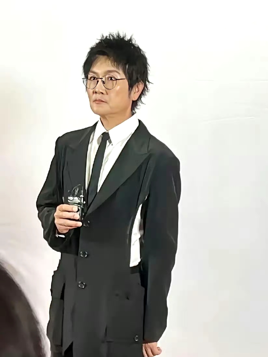 换了个发型瞬间年轻好多