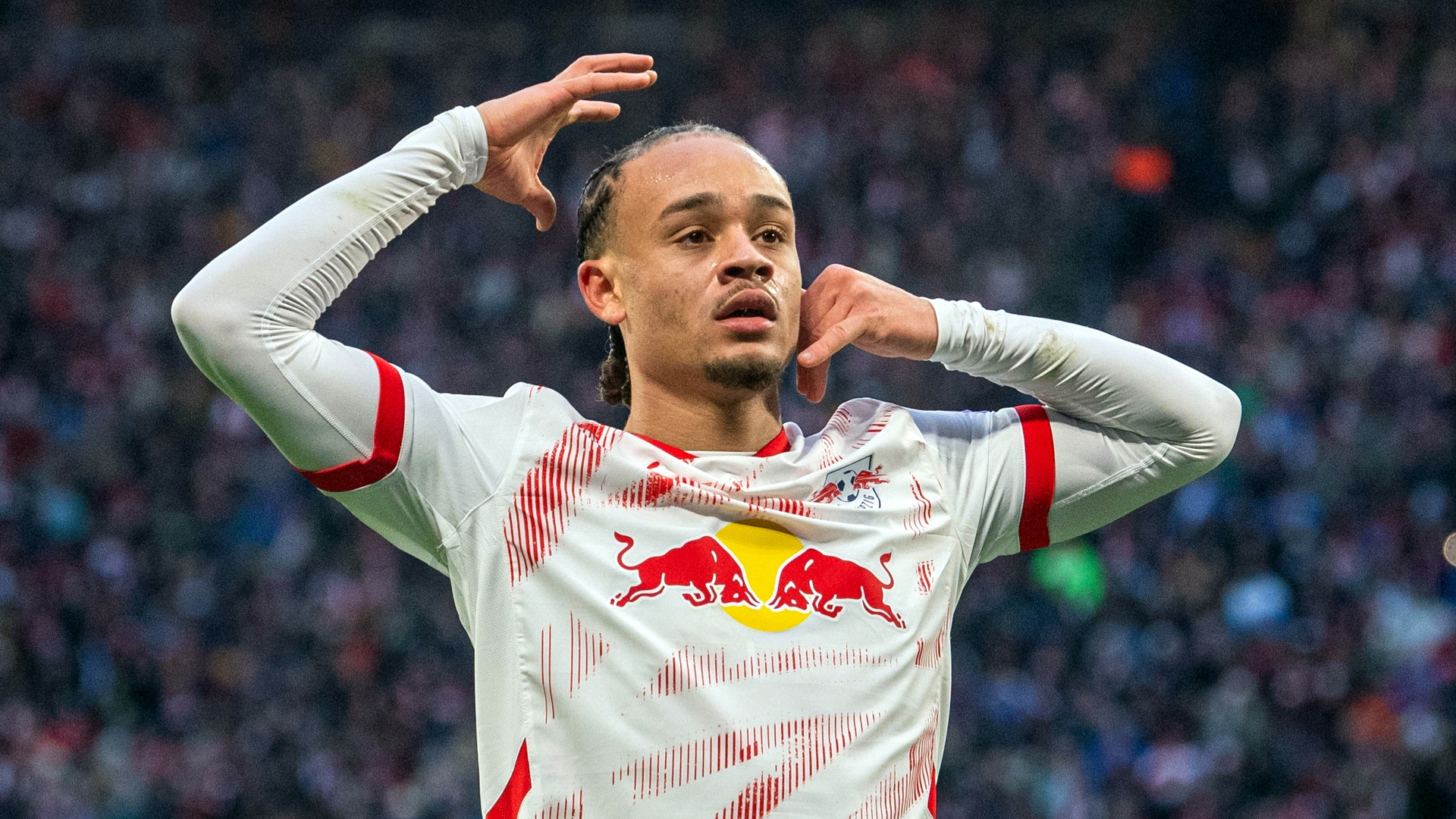 关于曝切尔西继续与西蒙斯谈判球员所有权归巴黎的信息