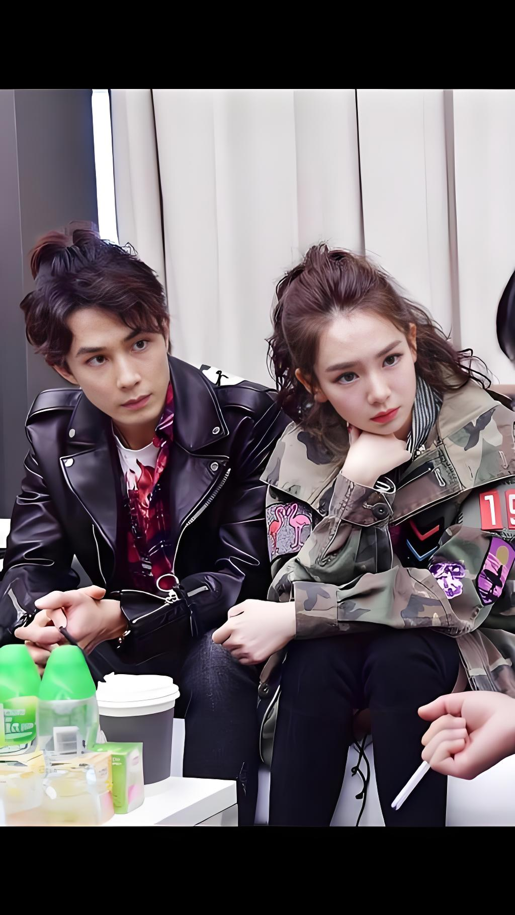 李承铉在某节目中爆料,戚薇堪称 "生活白痴"