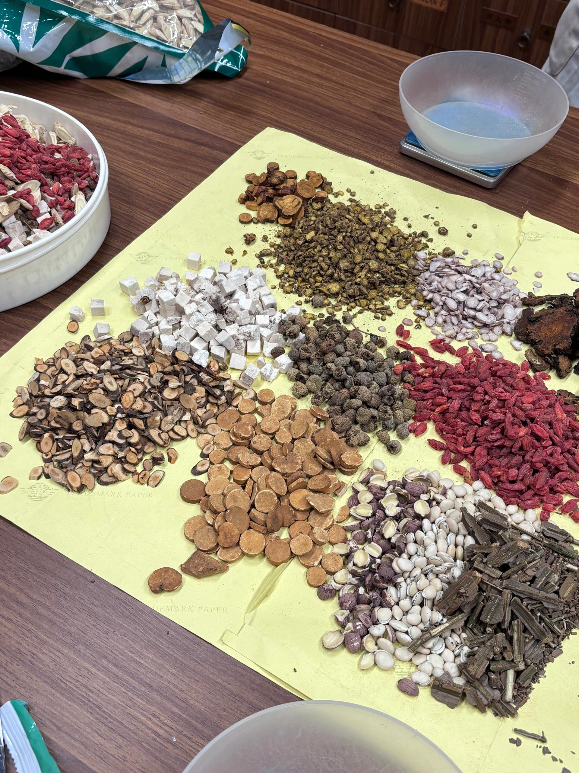 硬邦邦的中药三味中药(速勃王10粒瓶装多少钱一盒) 硬邦邦的中药三味中药(速勃王10粒瓶装多少钱一盒)