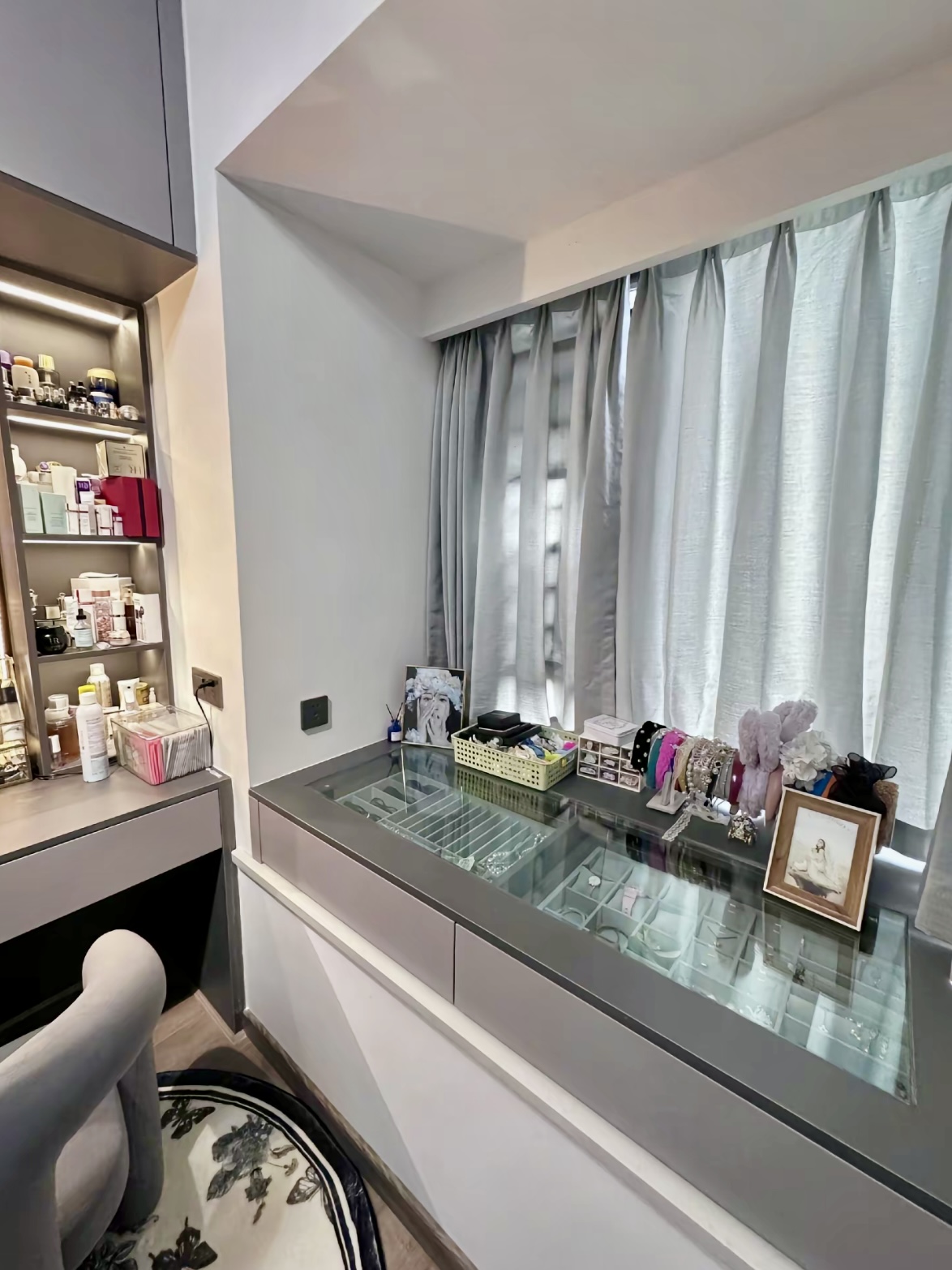 飘窗抽屉效果图飘窗柜的效果图飘窗抽屉装修效果图飘窗柜子效果图大全