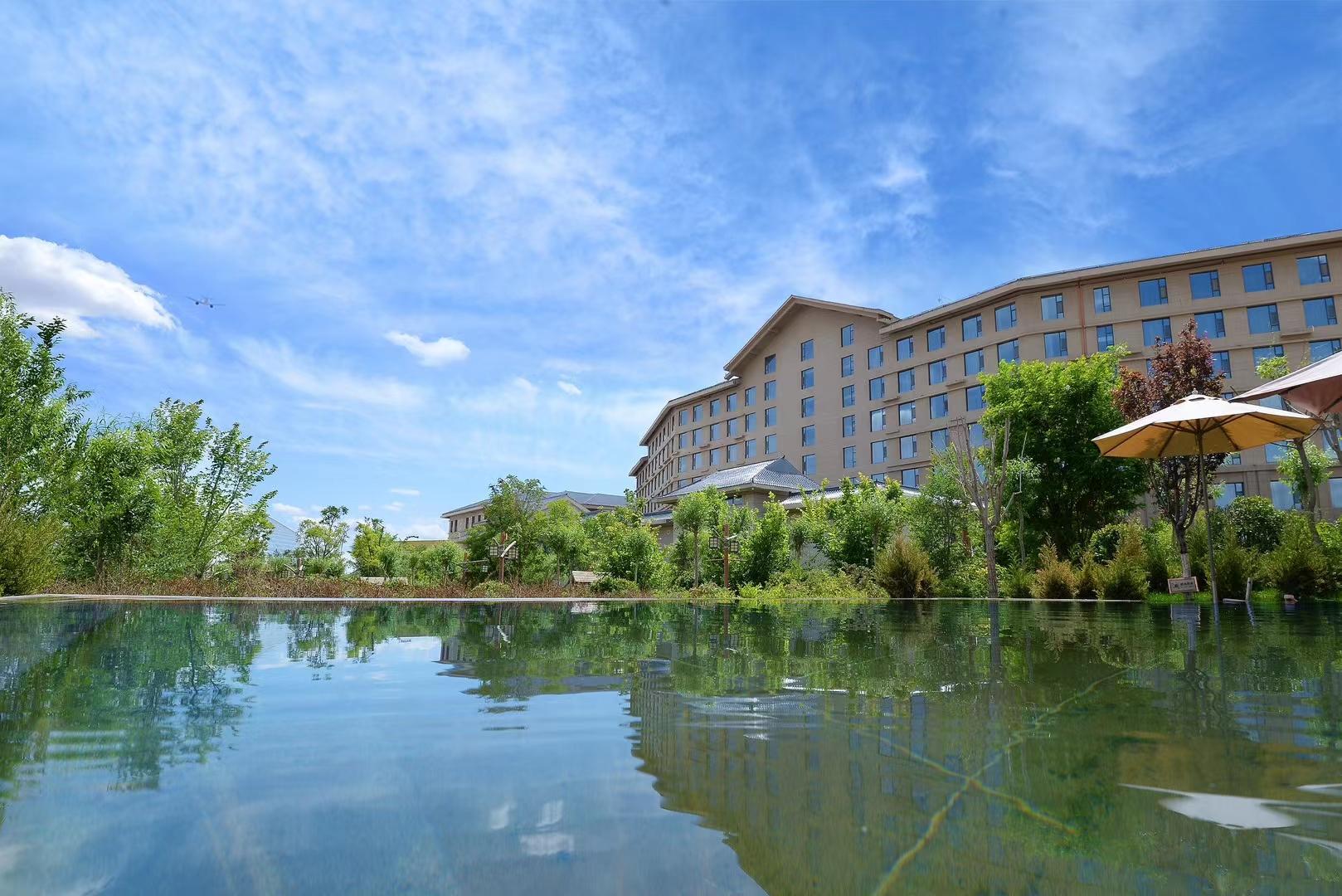 我可能找到了《甄嬛传》里的华妃汤泉!