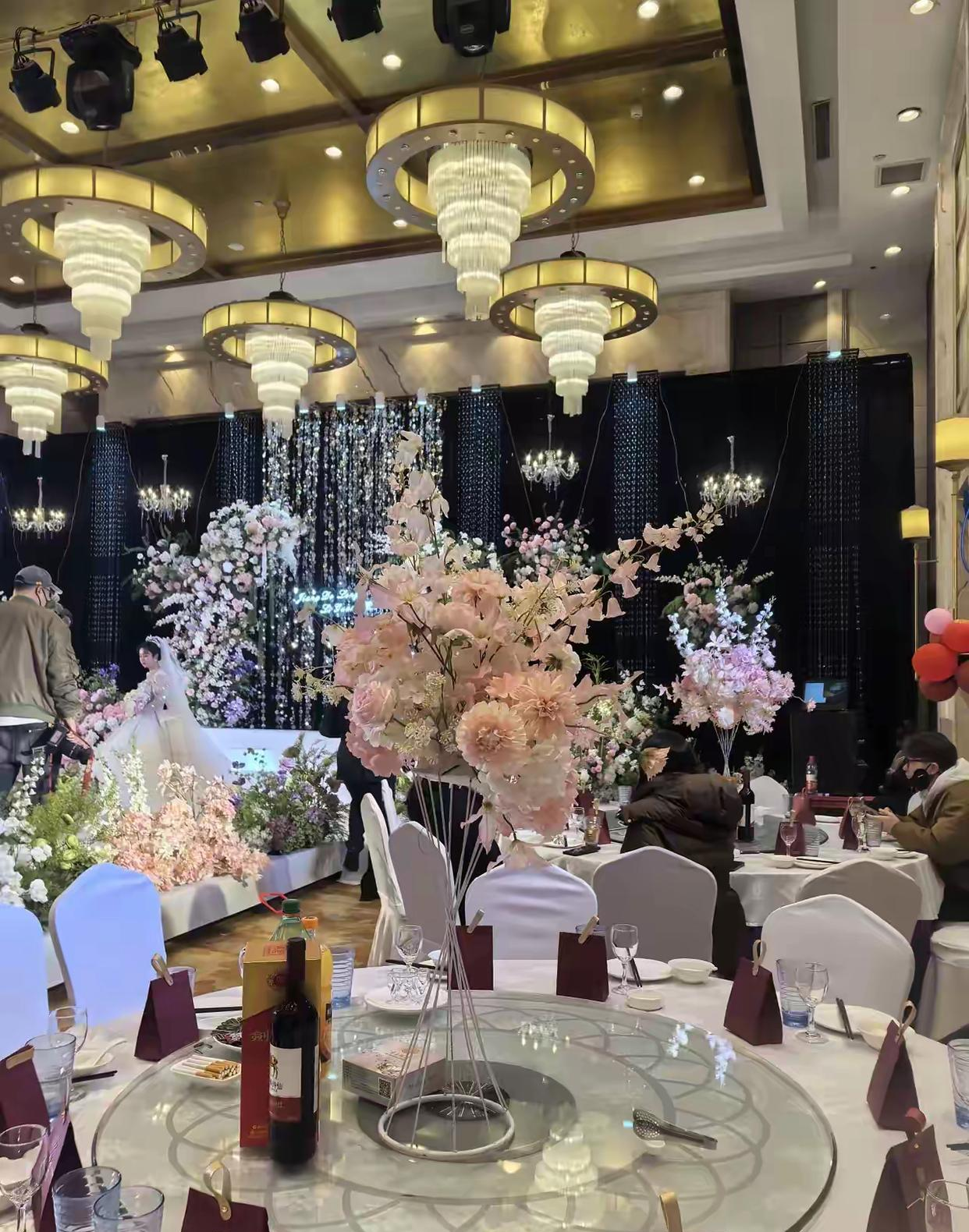 以后买车的朋友,我想大家都得感谢比亚迪这次堪比开源的大举措了