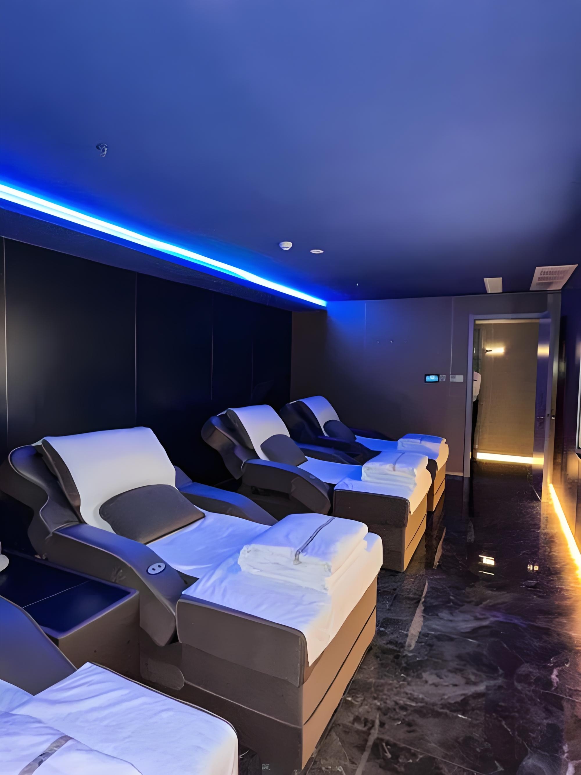 17 日开庭审理,可把大家的好奇心都勾足疗店装什么灯好看乐巢养生馆