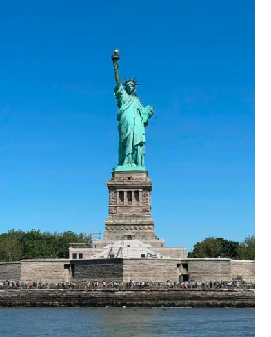 自由女神像,自由与希望的象征 自由女神像,这座矗立在纽约港口的巨大