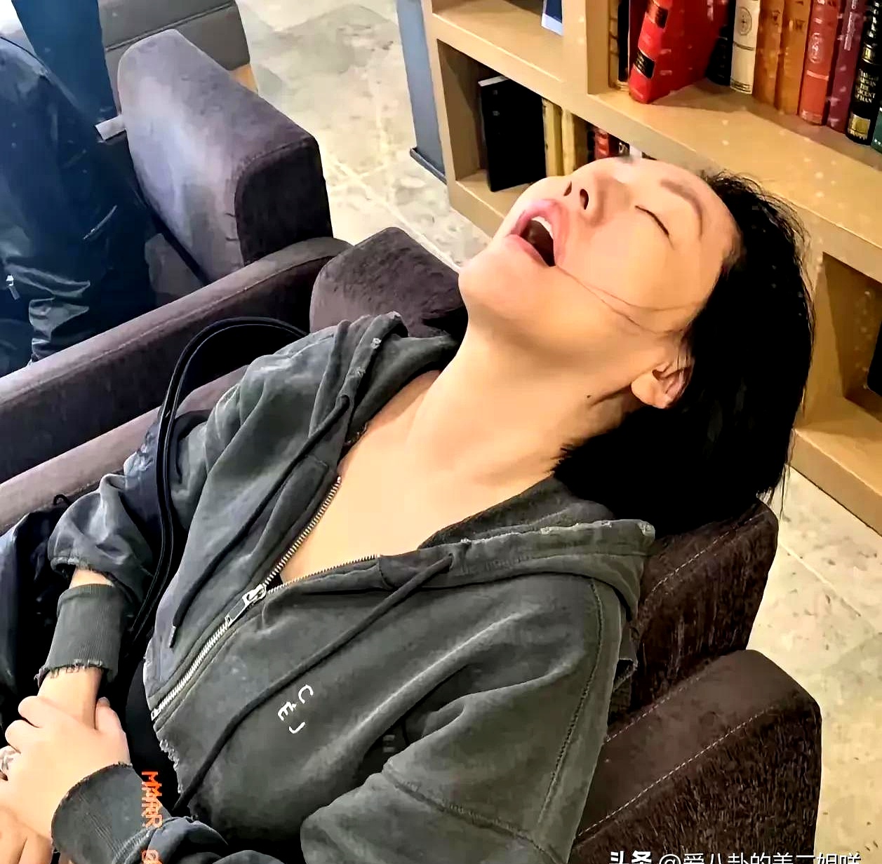邓丽君确实在
