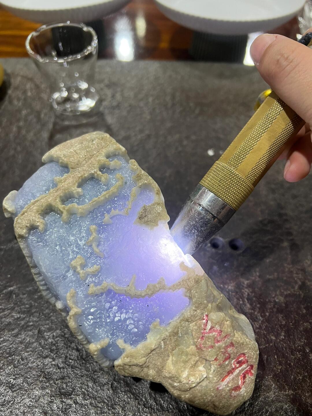 天然缅甸场口直出,冰种紫罗兰翡翠原石重磅