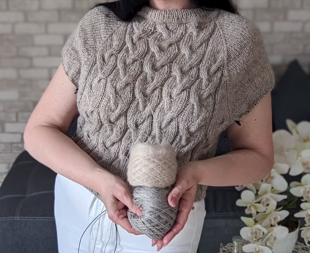 扭麻花,总感觉很厚实,这款织起来效果感觉很ok#手工diy# #棒针编织