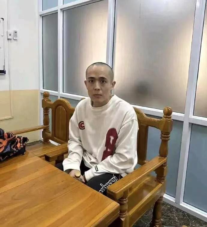 氛围,就会让人有一种热血劳改犯发型劳改犯是什么发型犯罪齐刘海照片