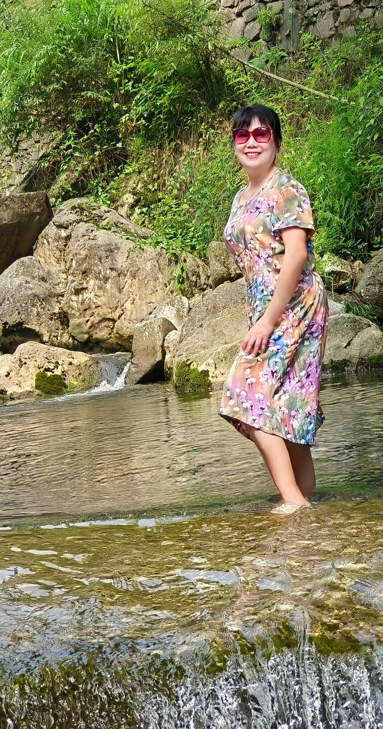 《少年游·云乡意》 傳冀 问余何意宿乡农,苍翠上山嵩