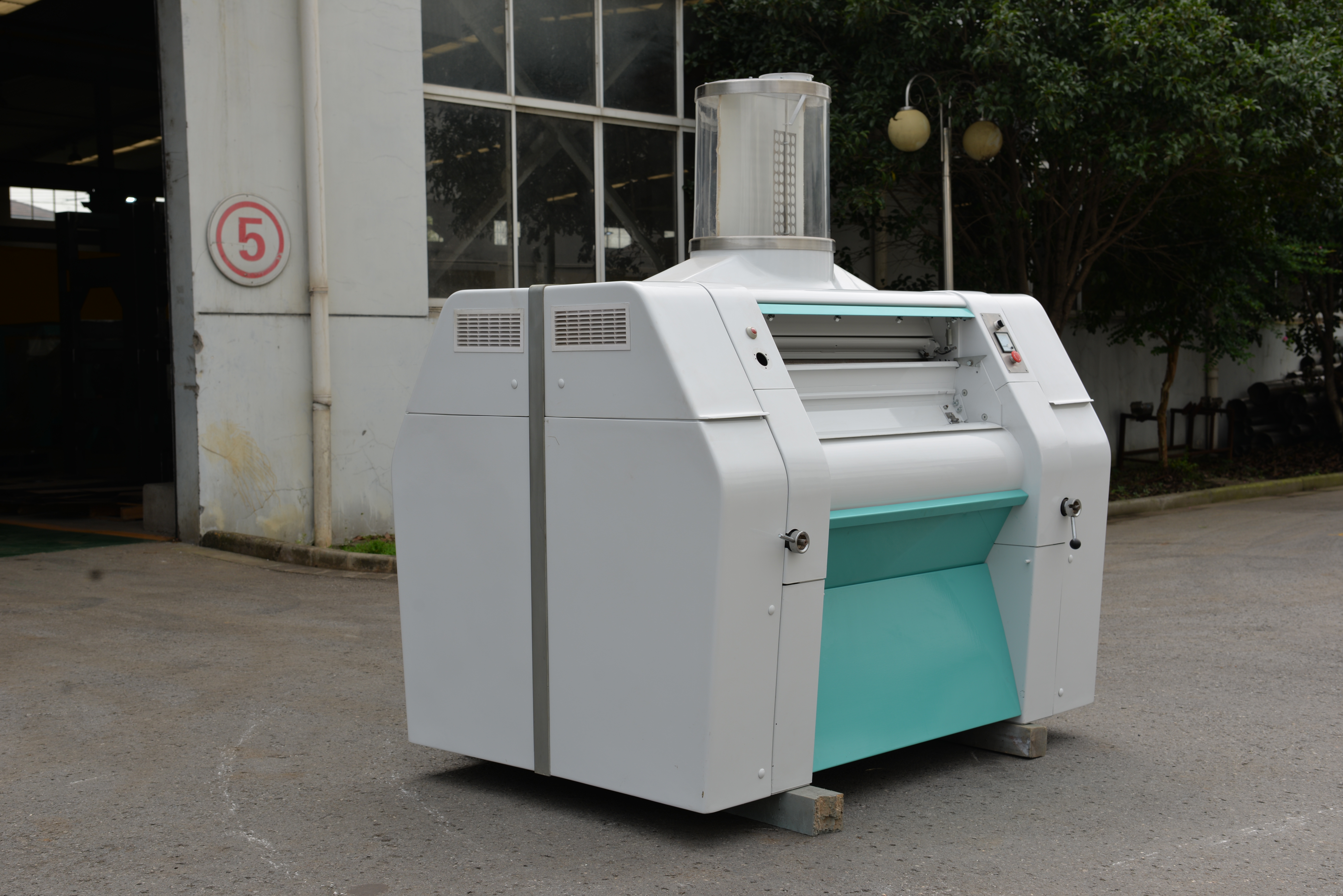 大米加工生产线在黄冈的发展与应用 随着我国农业现代